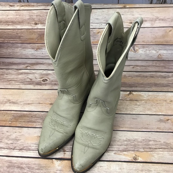 Vintage Shoes - Vintage Leather Cowboy Boots, Women’s size 6M.